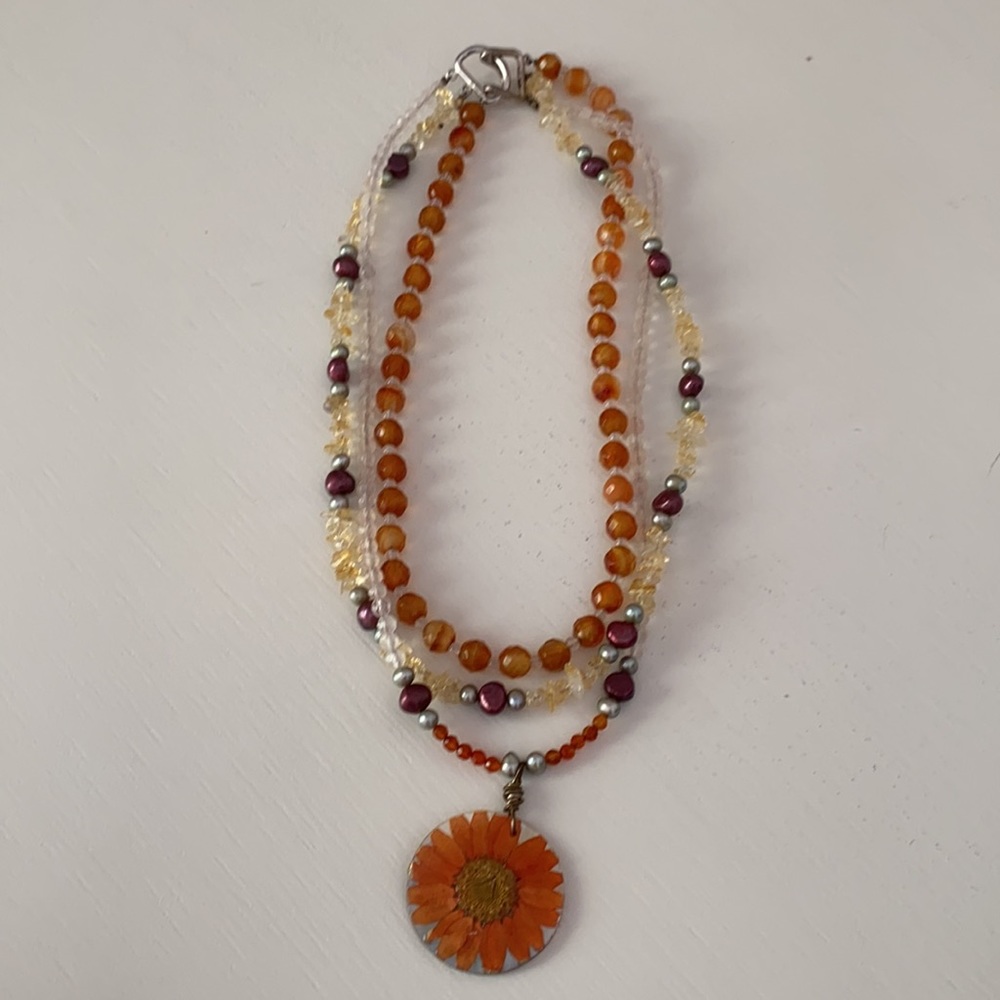 Freshwater pearl and quartz necklace
